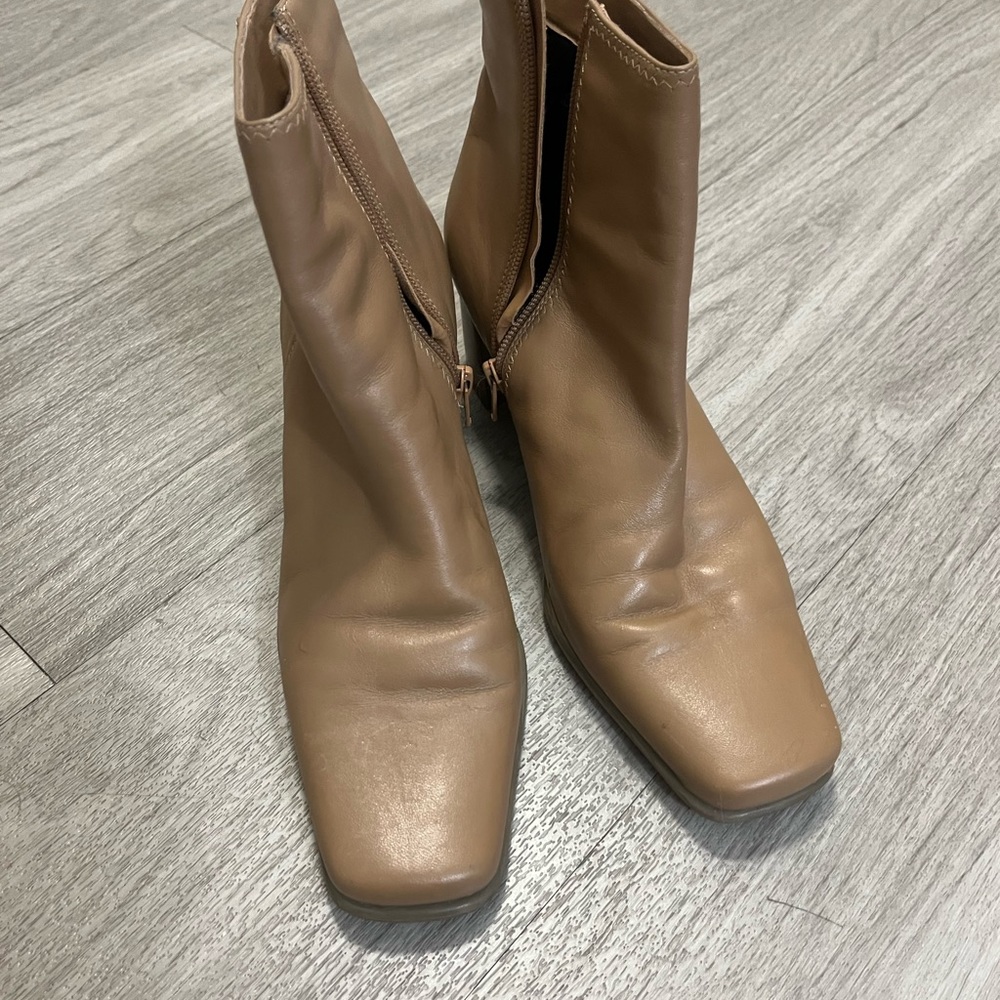 Beige leather boots